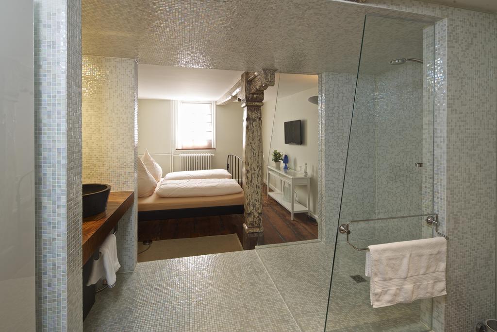 Hotel Zum Lowen Лар Екстер'єр фото